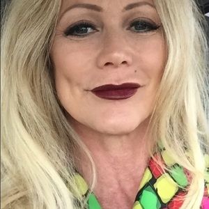 Meet your Posher, Rosalyn